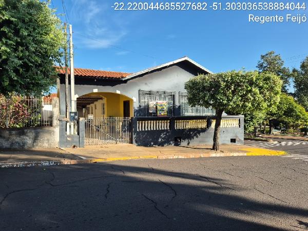 Casa - CENTRO em REGENTE FEIJO/SP